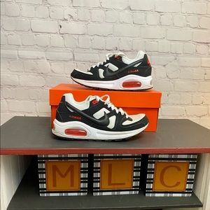 Boy’s Nike Air’s 4.5